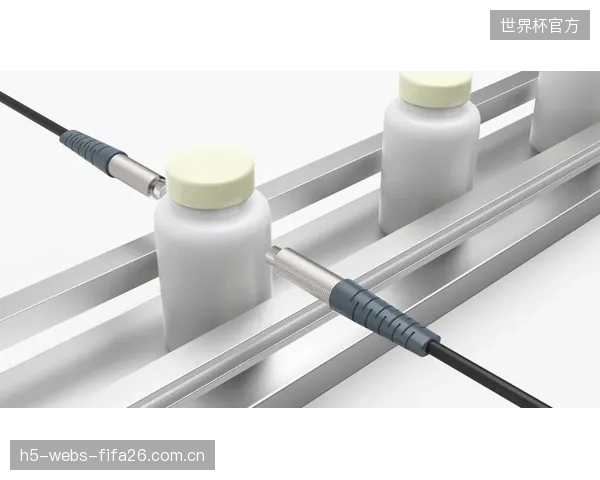 低价中标的后遗症:在体育场馆钢拱架监测项目中,牺牲光纤质量和传感器精度的做法正在为未来埋下安全隐患 低价中标的后遗症:在体育场馆钢拱架监测项目中,牺牲光纤质量和传感器精度的做法正在为未来埋下安全隐患